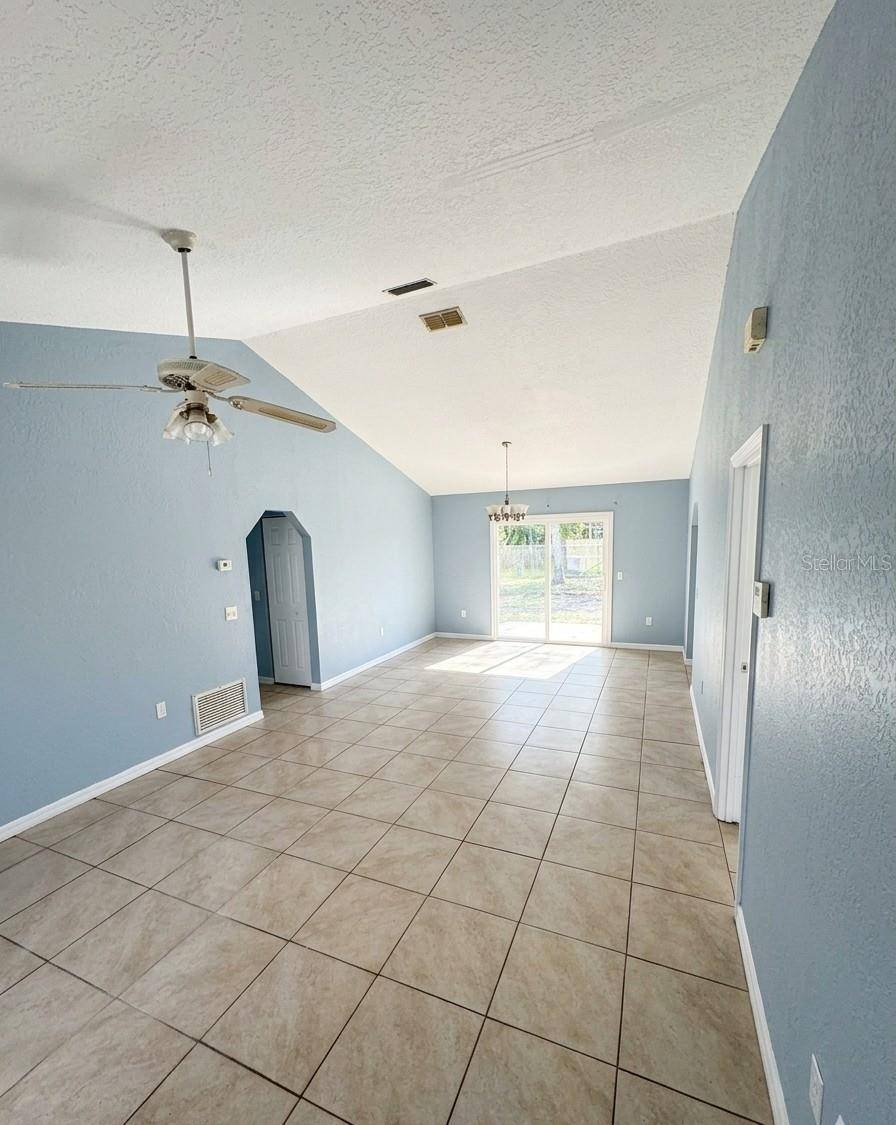 5582 NW 61ST AVE, Ocala, FL 34482