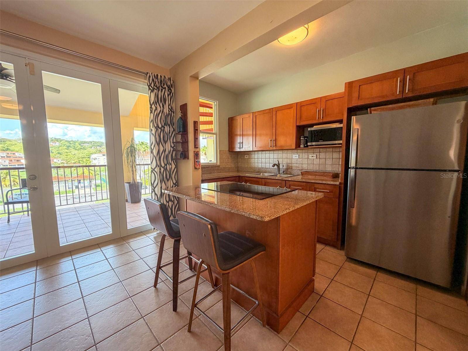 180 PALMAS DRIVE HARBOUR LAKES DEV., PALMAS DEL MAR #59-C (PH), Humacao, PR 00791