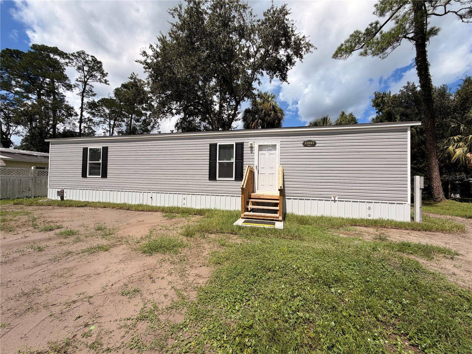 23947 DEER RD, Astor, FL 32102