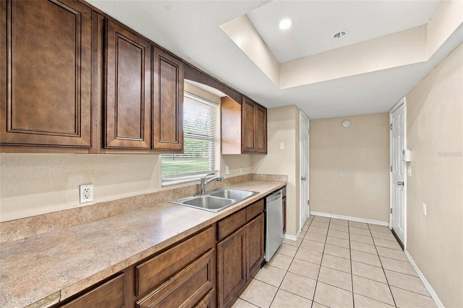 7021 SHEFFIELD DR, Lakeland, FL 33810