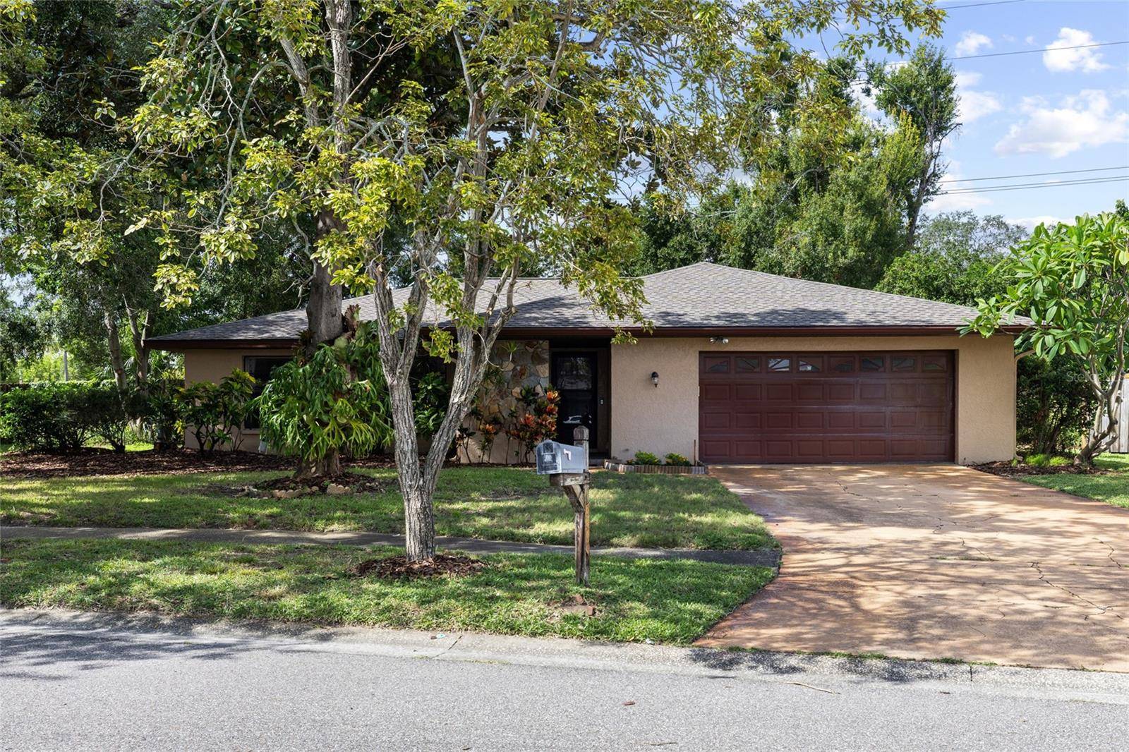 3307 DEL PRADO CT, Tampa, FL 33614