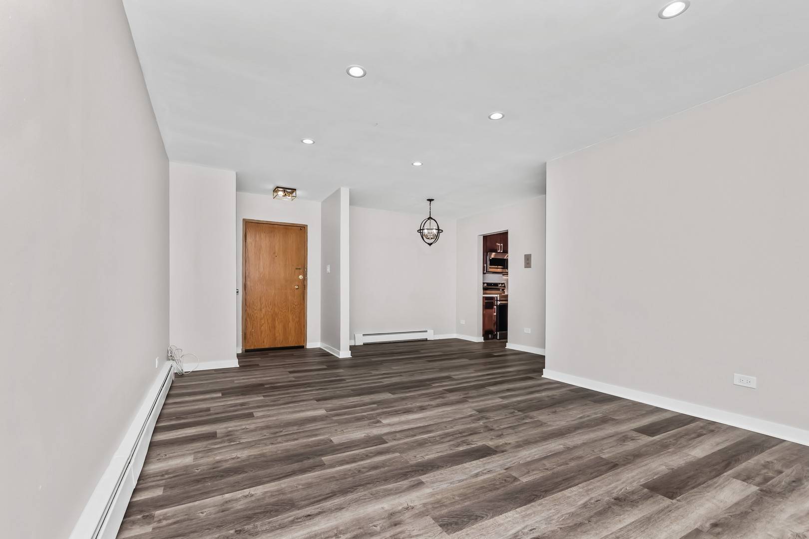 938 NORTH BLVD #402, Oak Park, IL 60301