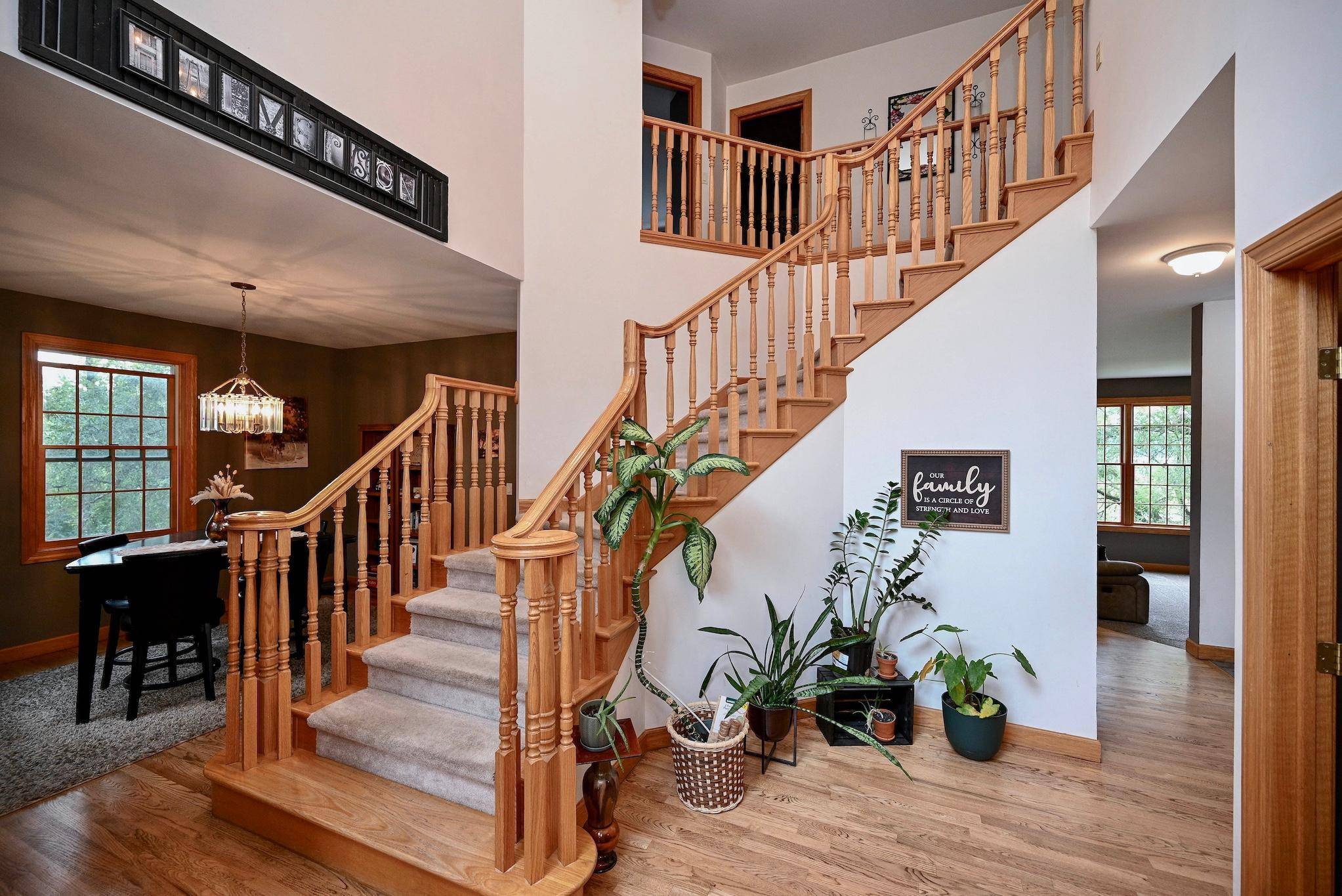 W157 Thomas RD, Fountain City, WI 54629