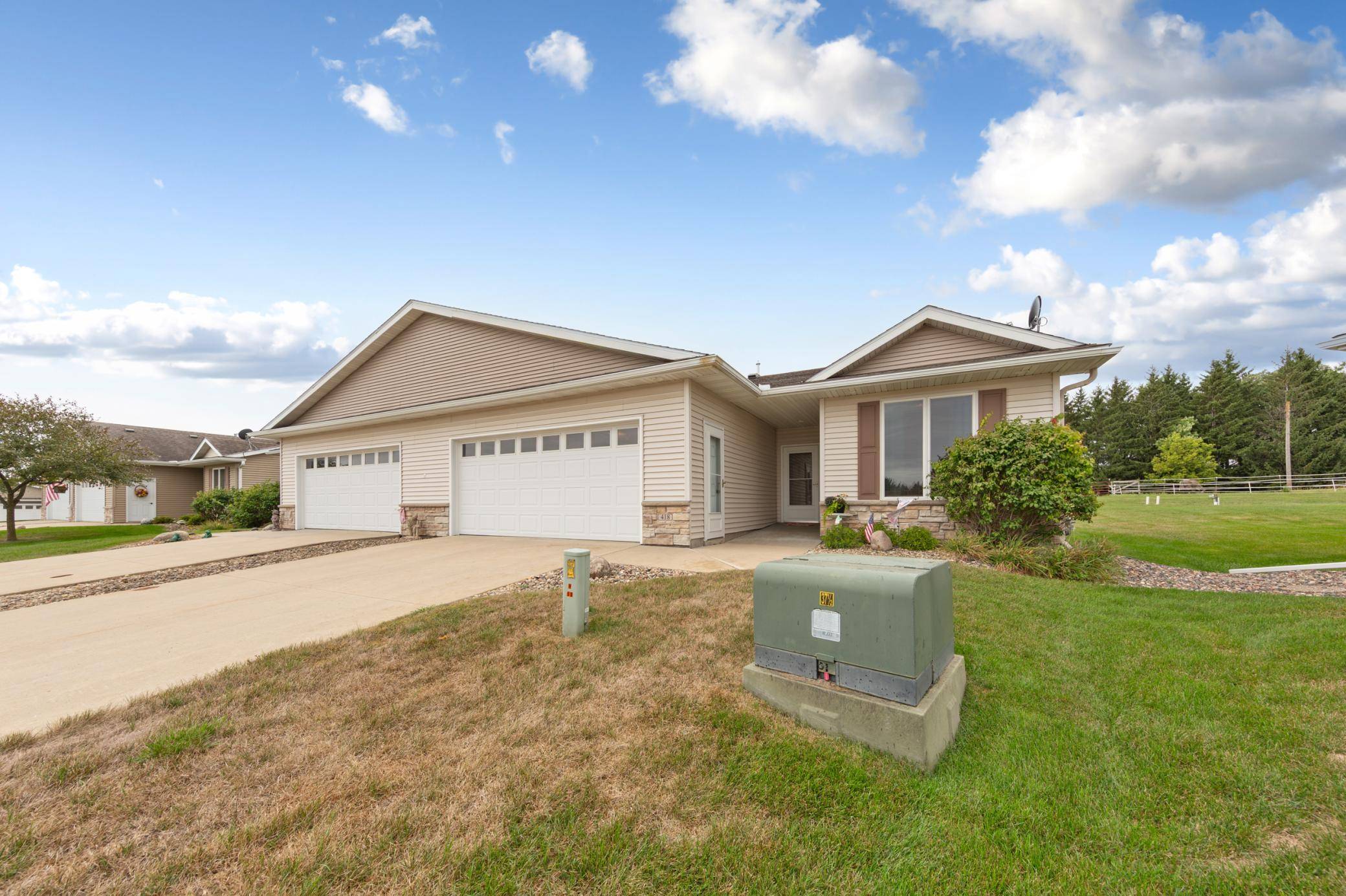 418 Buckshot CT, Kenyon, MN 55946