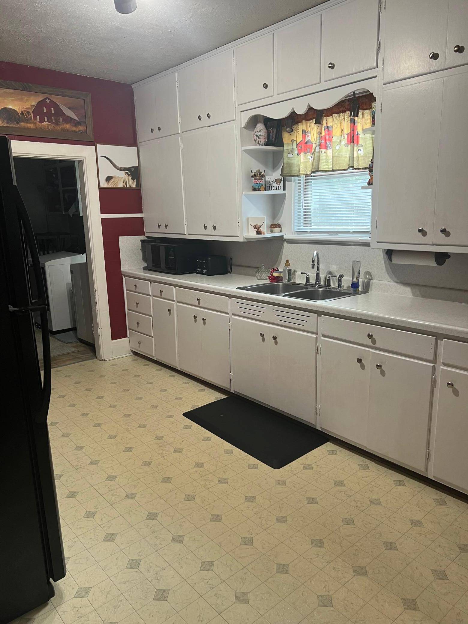 569 W Wabasha ST, Winona, MN 55987