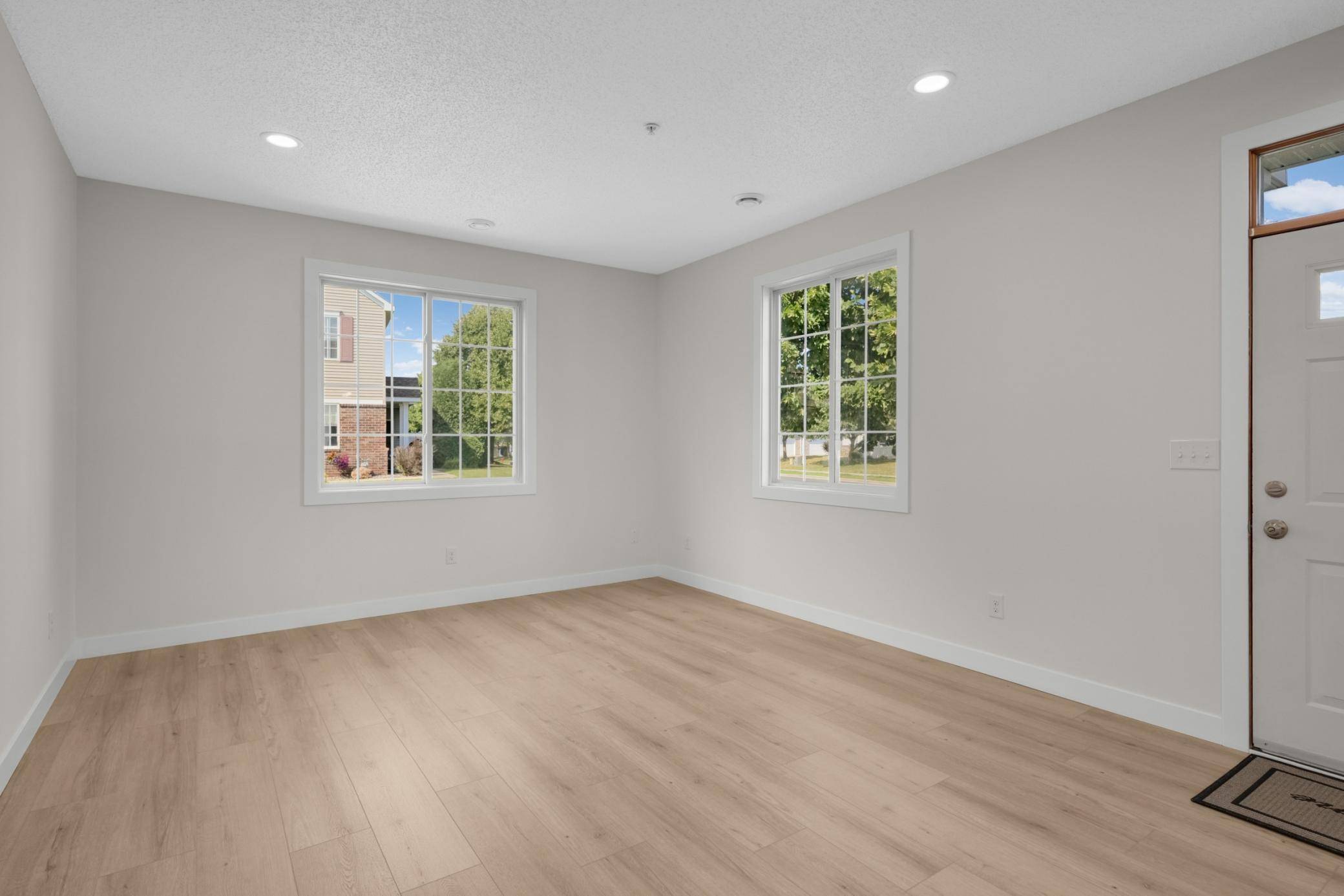 4691 Blaine AVE #808, Inver Grove Heights, MN 55076