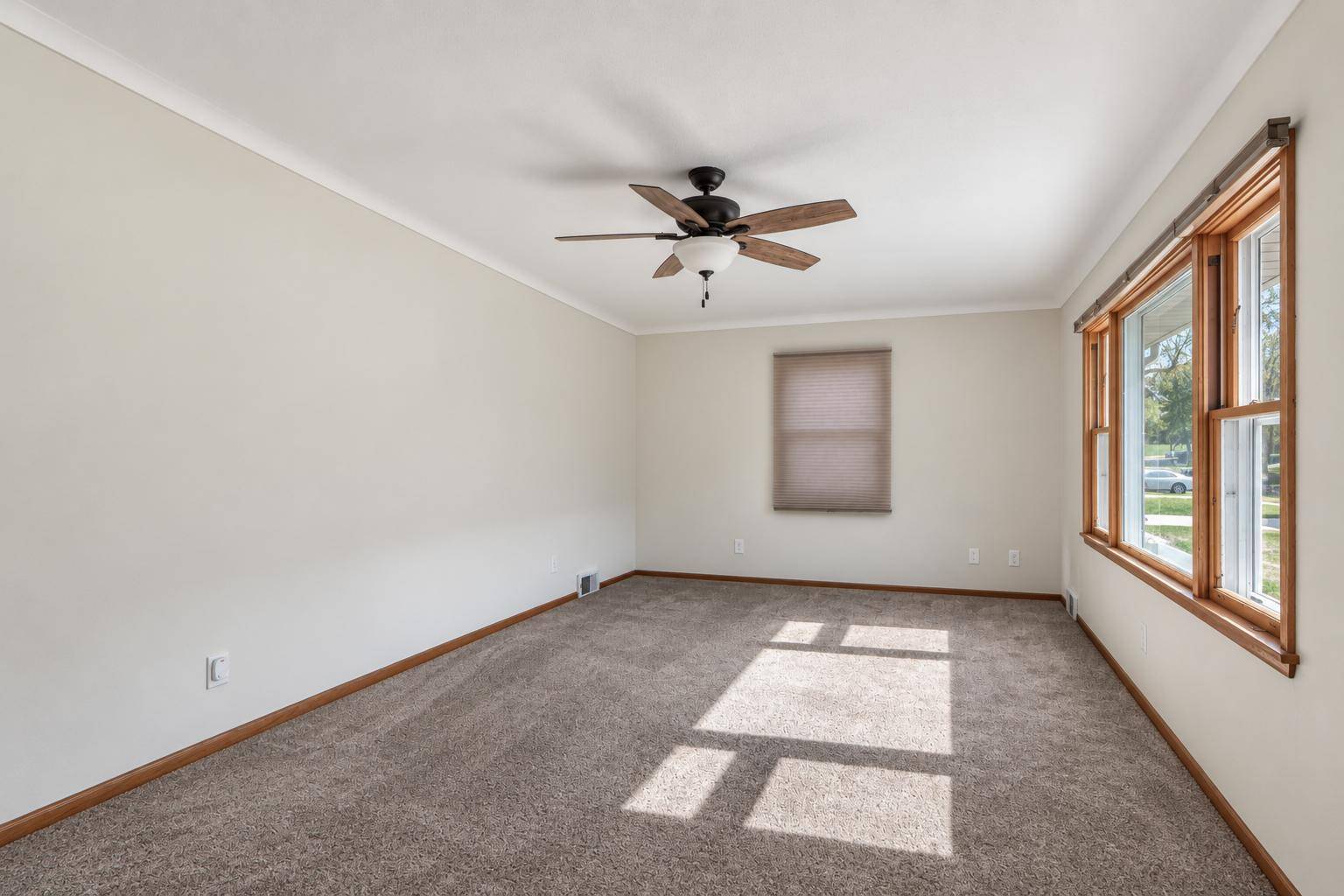 316 West ST, New Ulm, MN 56073