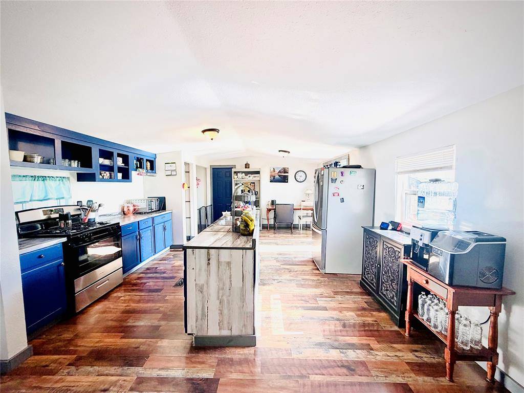 11316 N 1920 RD, Sayre, OK 73662