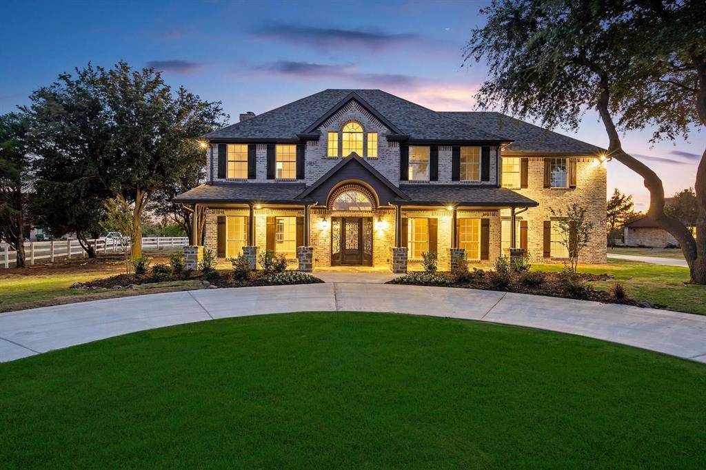 8285 Falcon Court, Celina, TX 75078