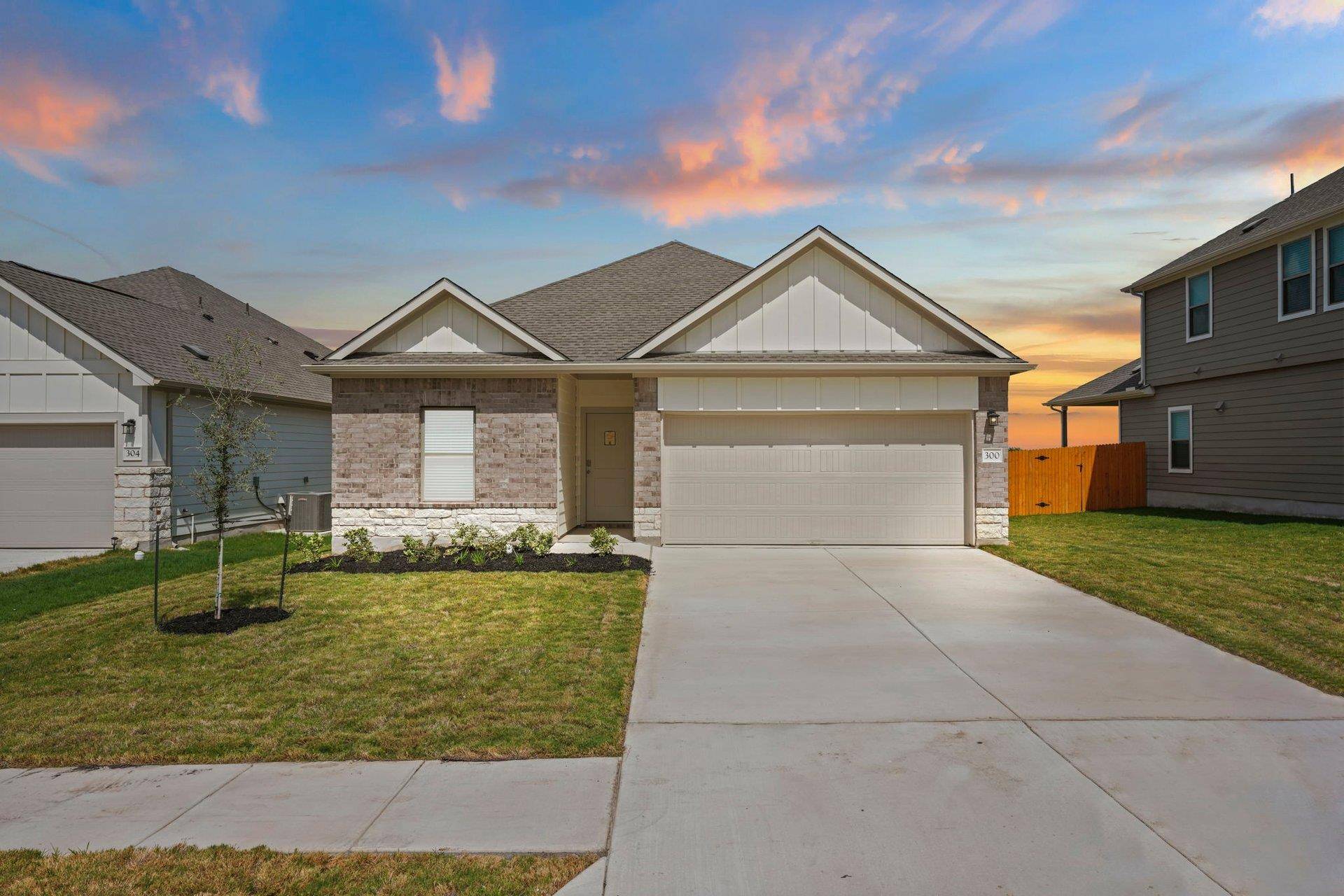 300 Sleep Hollow, Jarrell, TX 76537