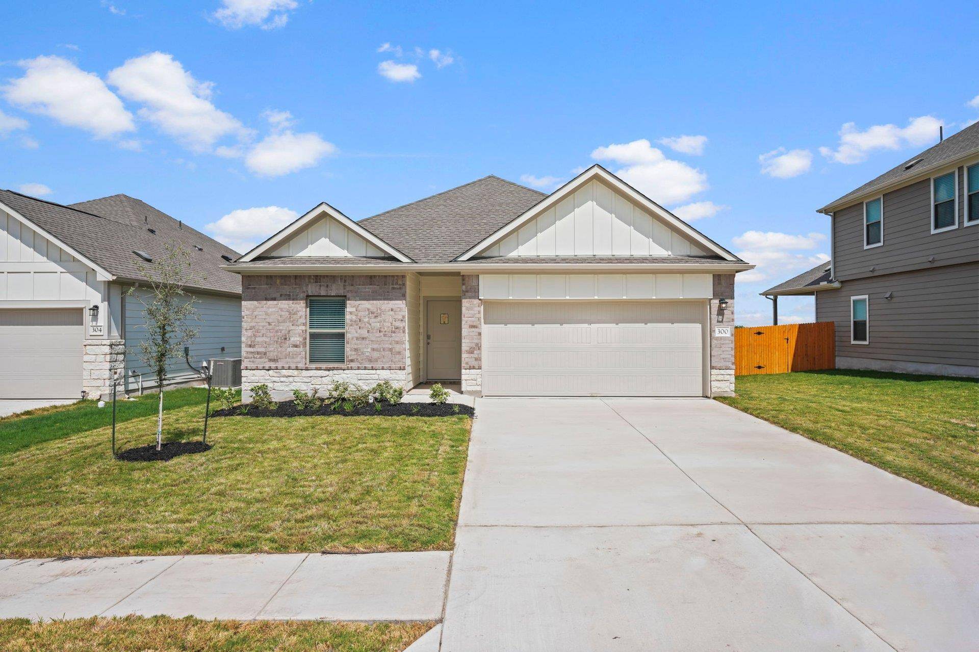 300 Sleep Hollow, Jarrell, TX 76537