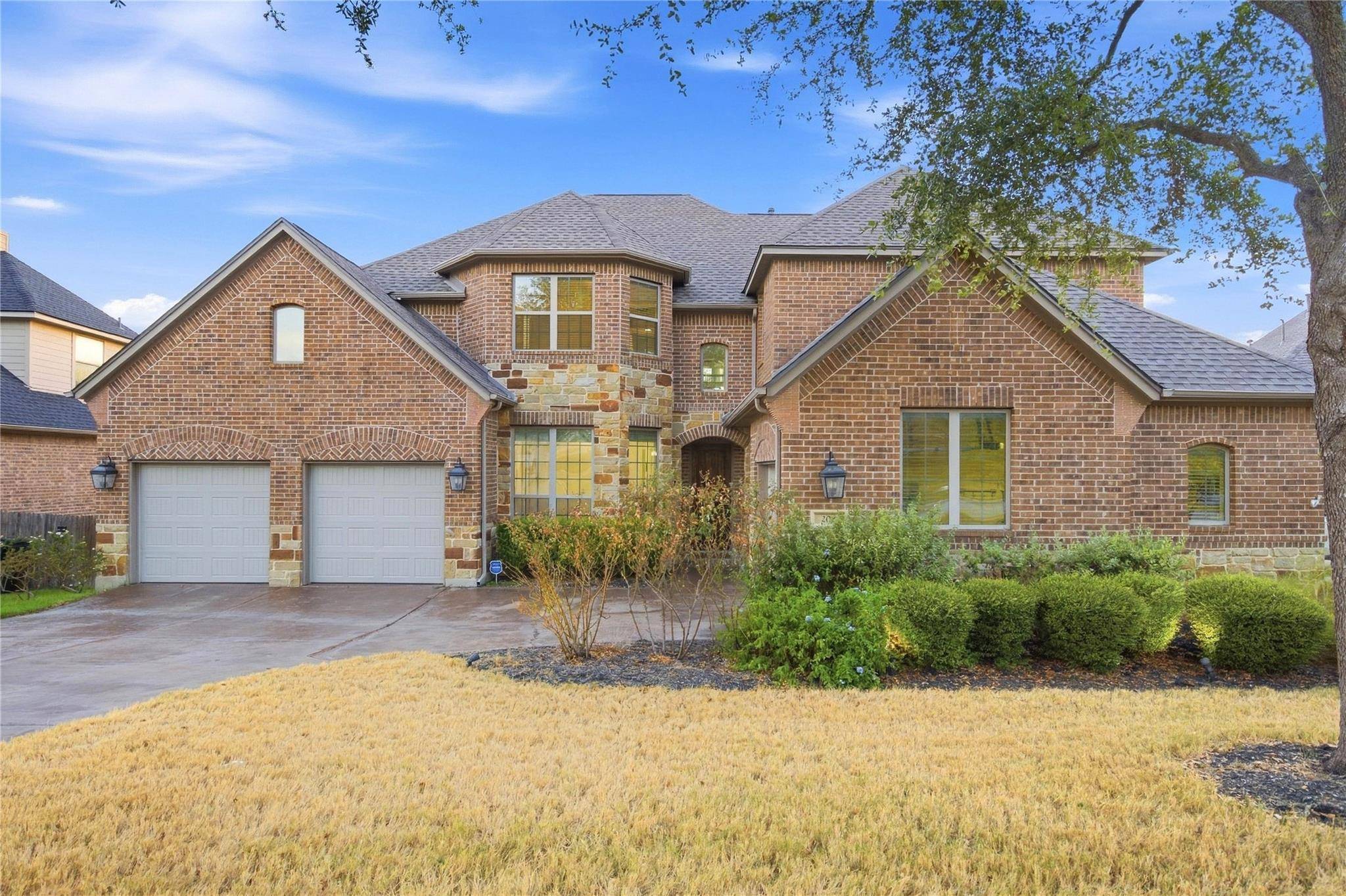 208 Mirafield LN, Austin, TX 78737