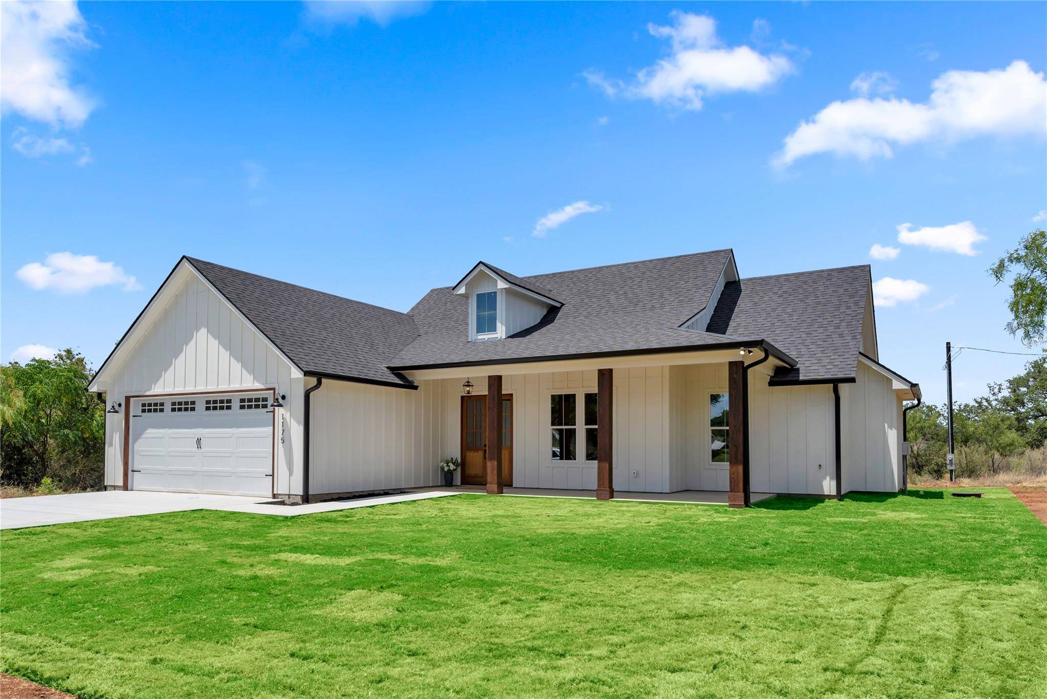 1175 Moose TRL, Kingsland, TX 78639