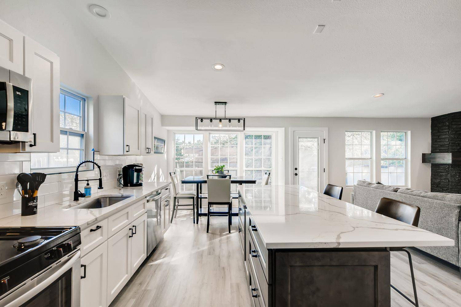 7822 Manassas DR, Austin, TX 78745