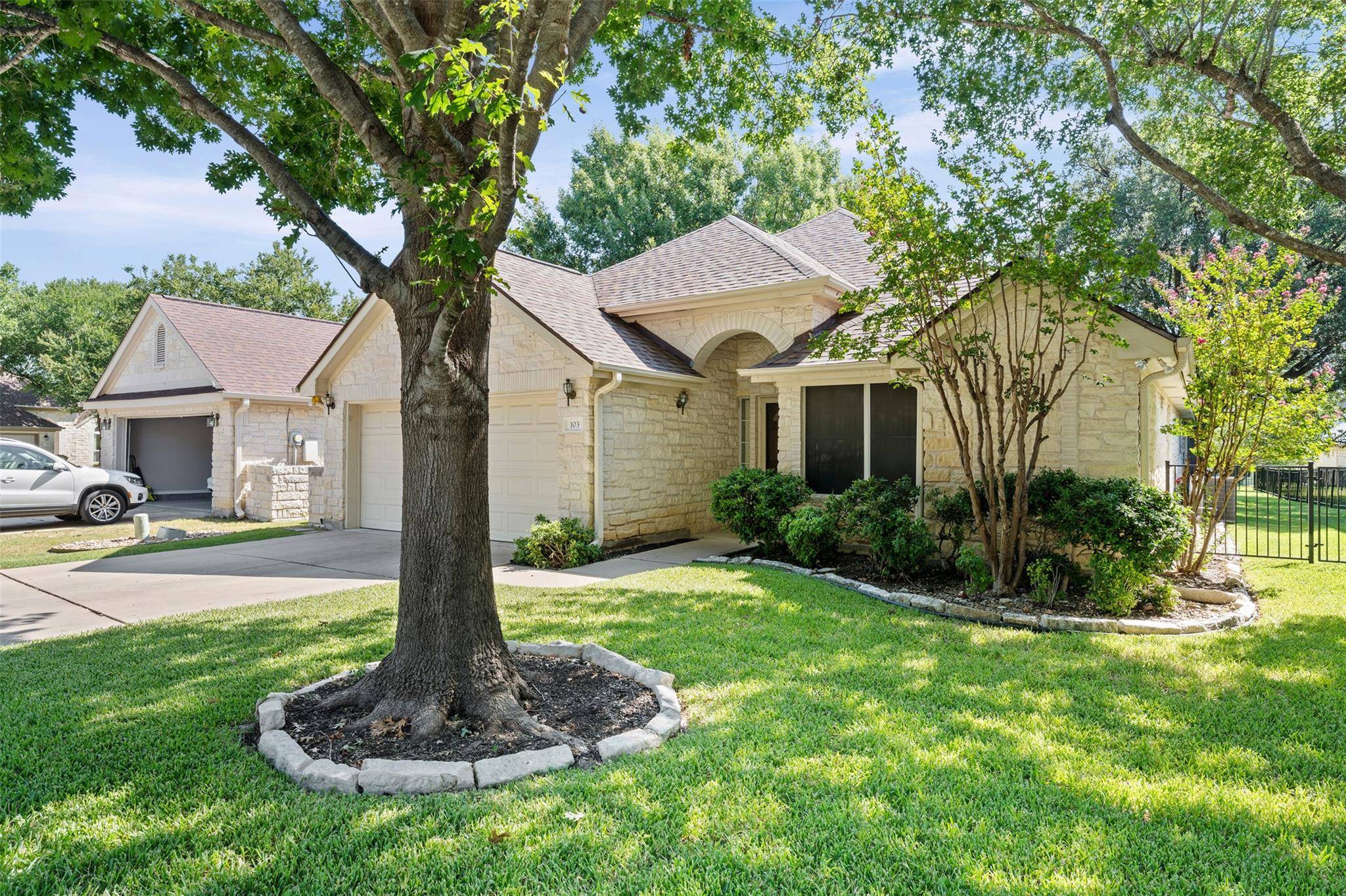 103 Village DR, Georgetown, TX 78628