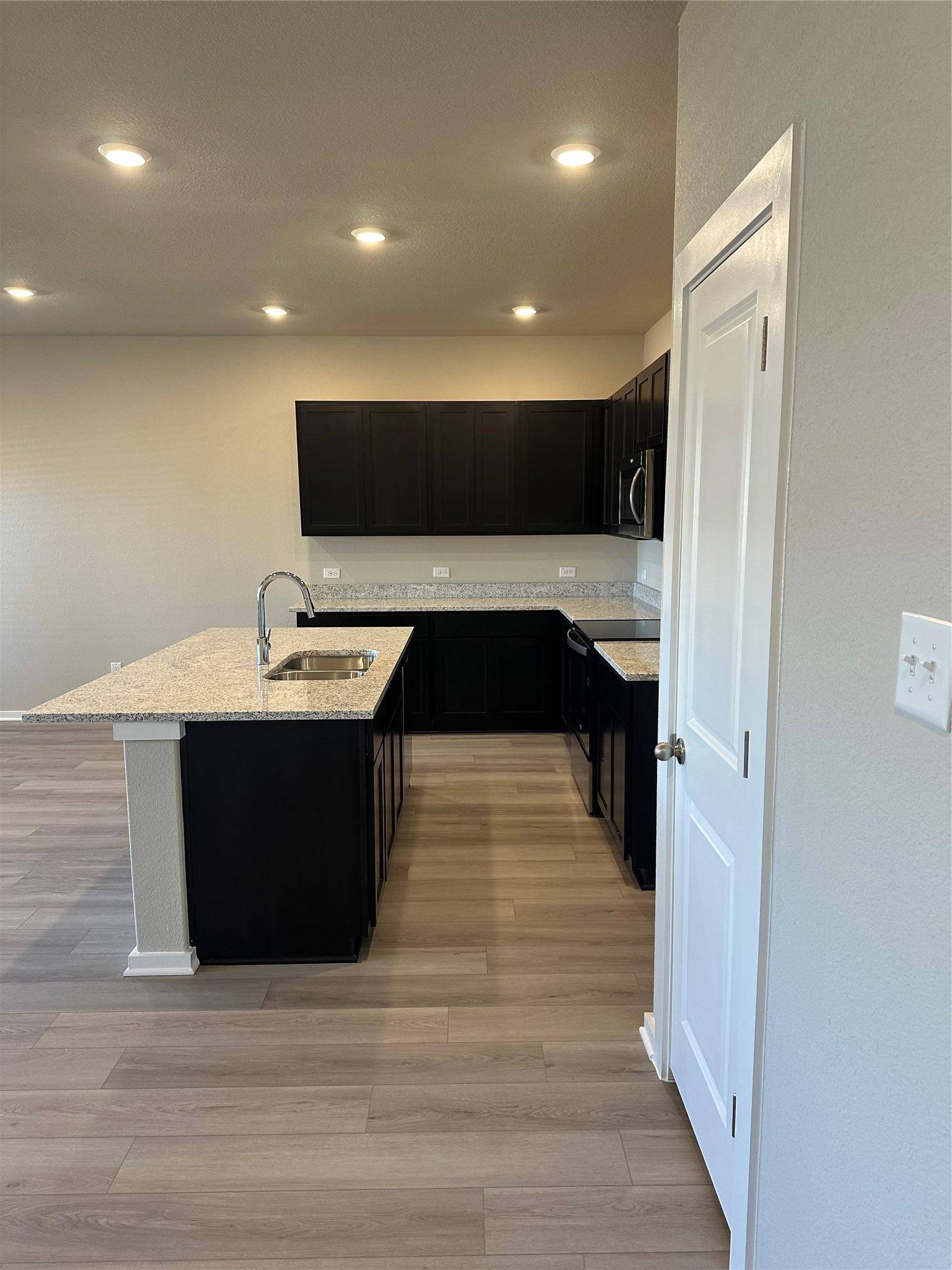 132 Wind Hill, Jarrell, TX 76537