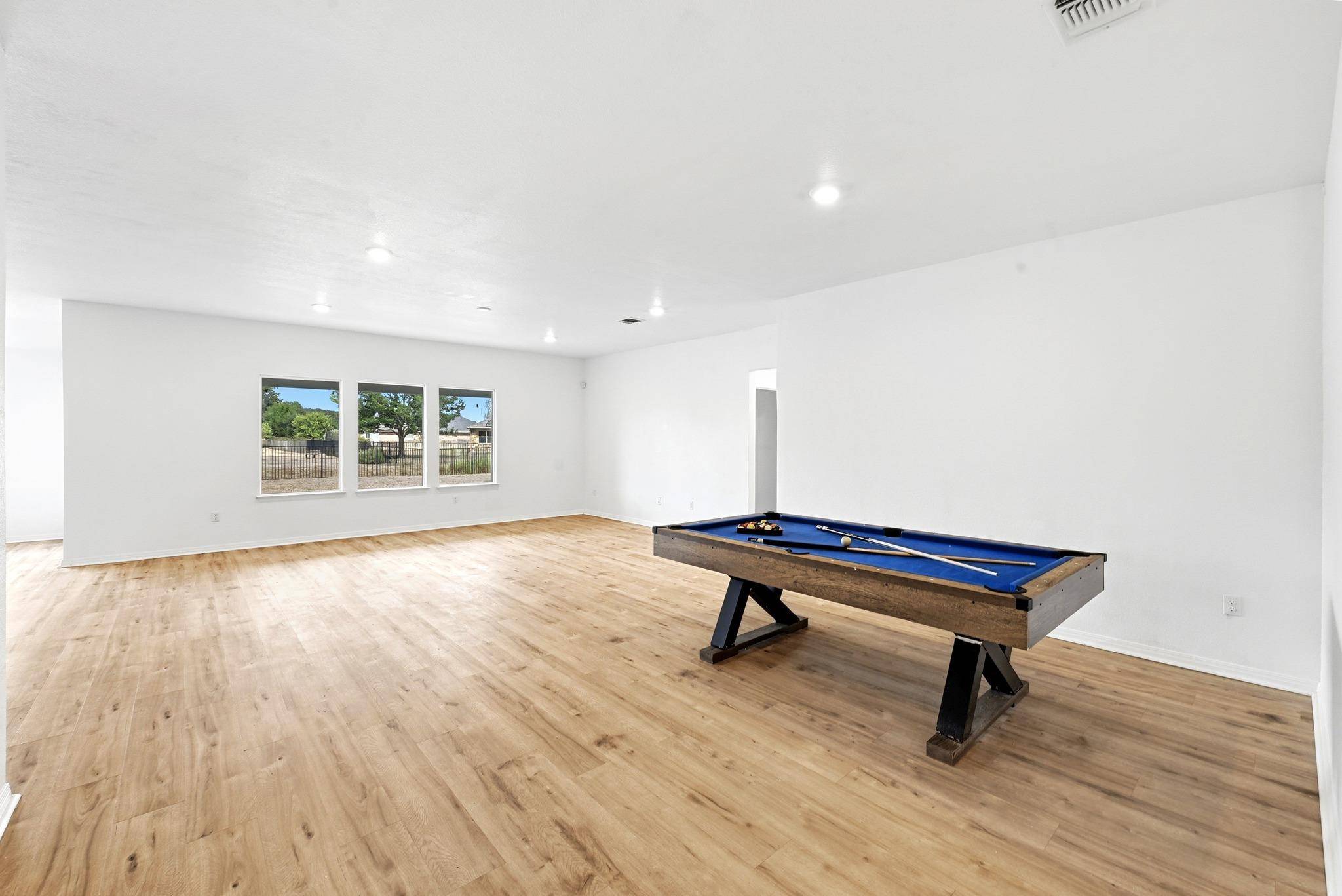 120 Loon DR, Bastrop, TX 78602