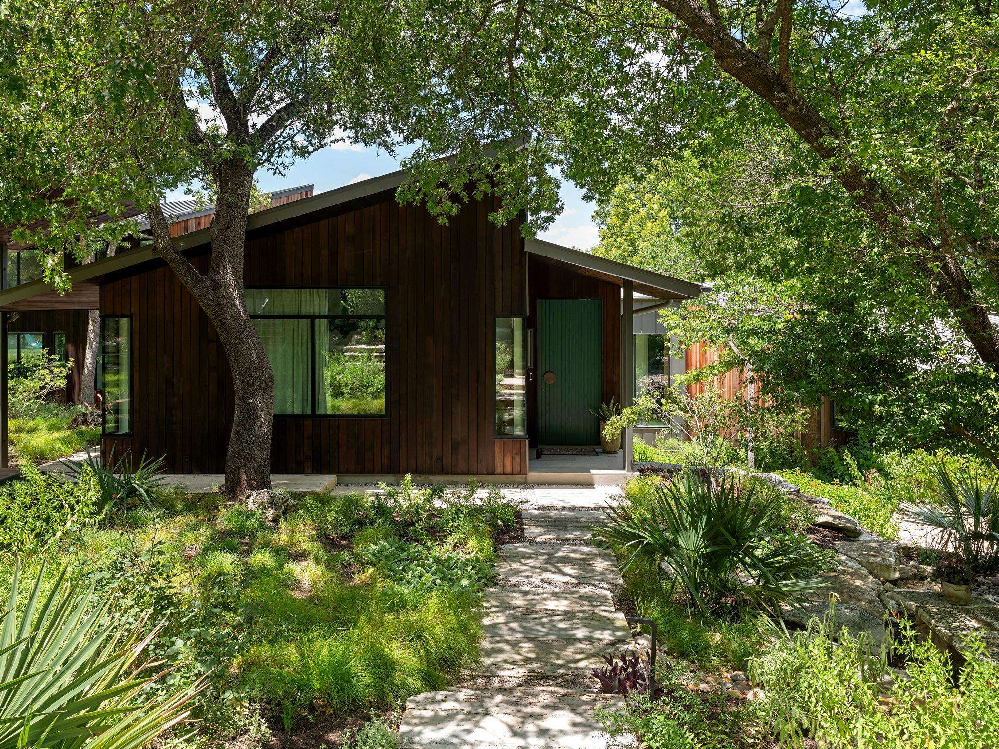 68 Sundown PKWY, Austin, TX 78746