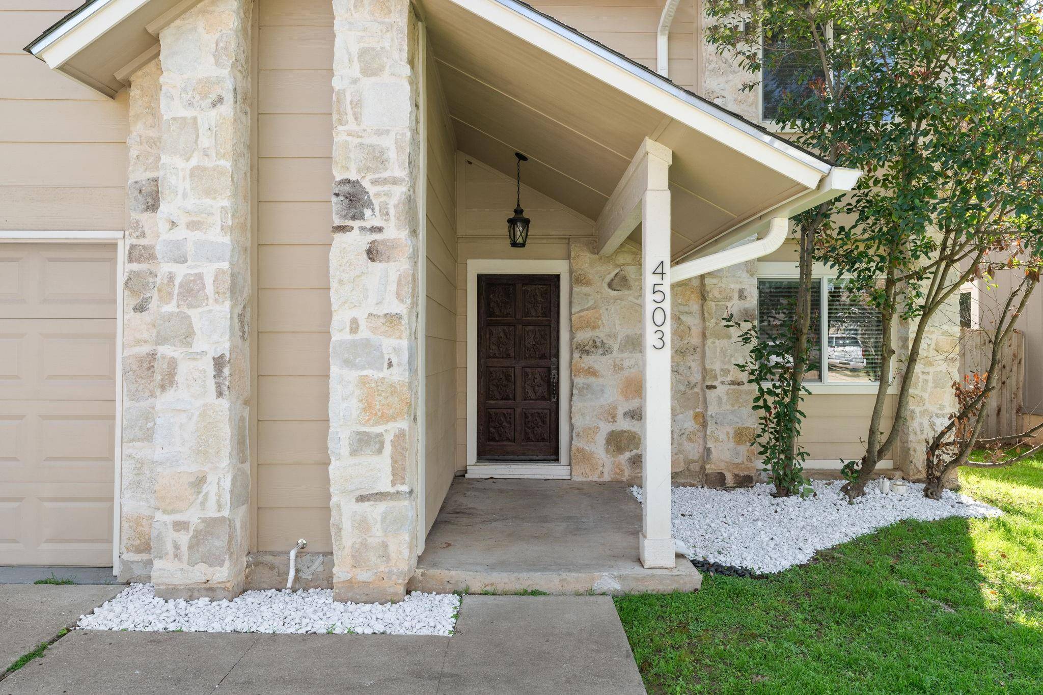 4503 Sarasota DR, Austin, TX 78749