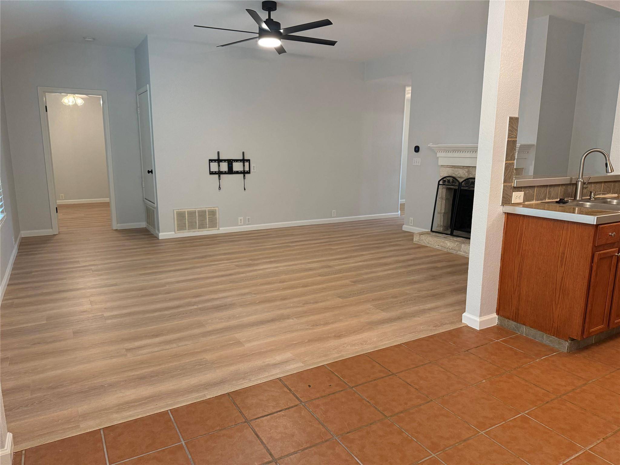 2125 Kaiser DR, Austin, TX 78748