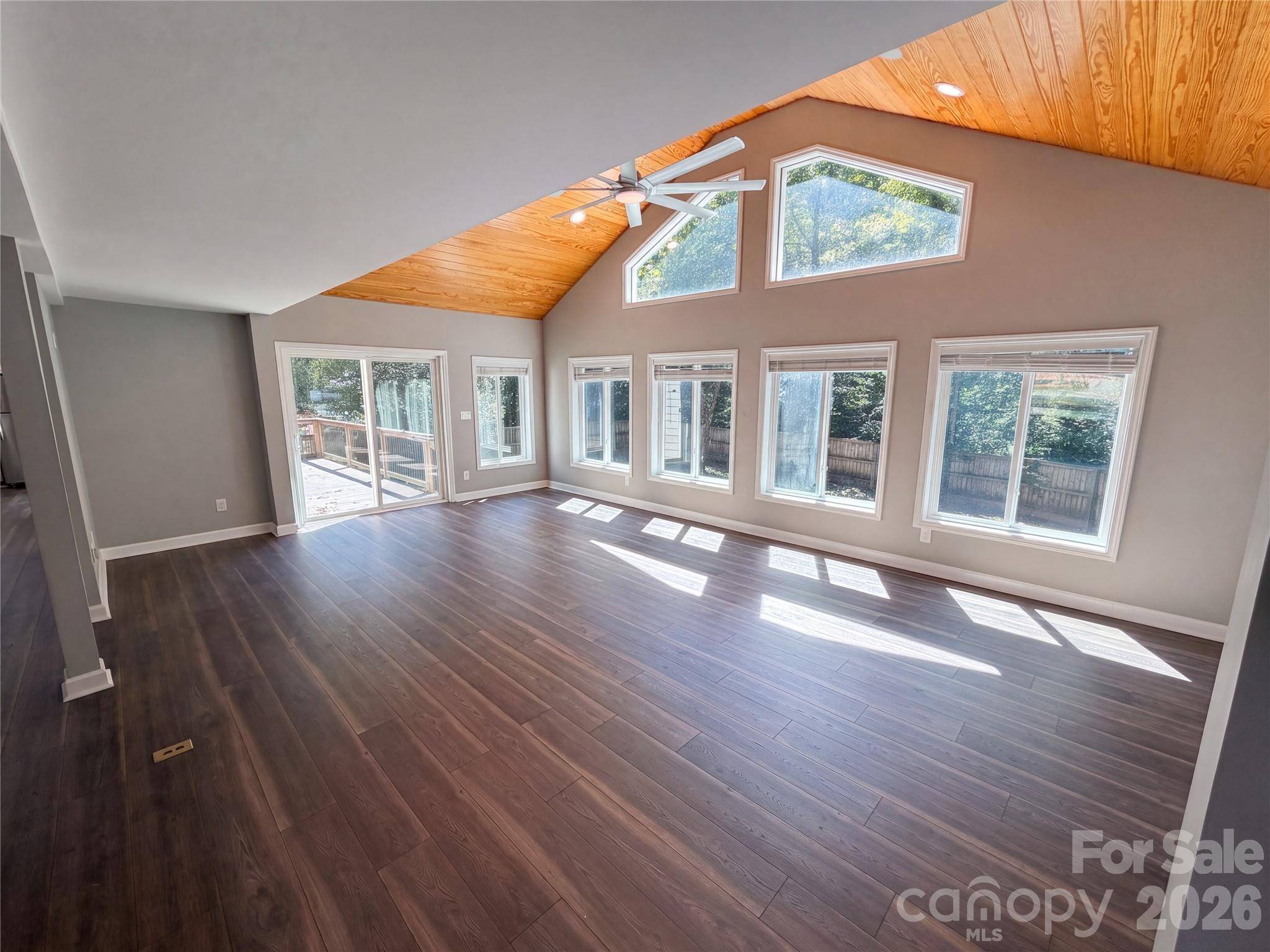 1322 Carolyn DR, Charlotte, NC 28205