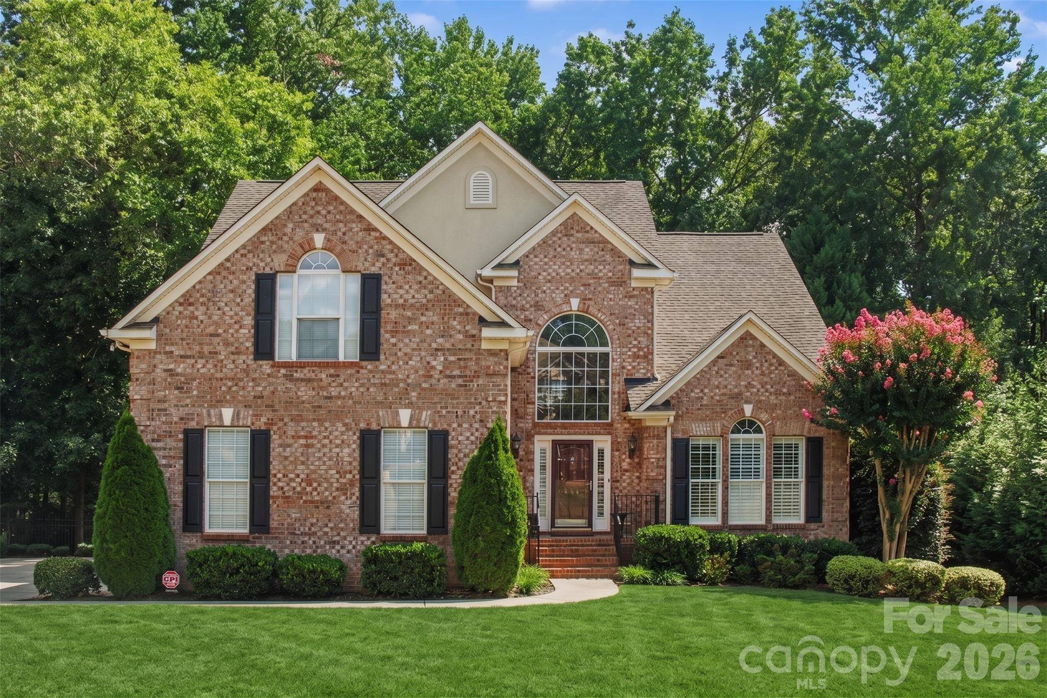 904 Carisbrooke LN, Waxhaw, NC 28173