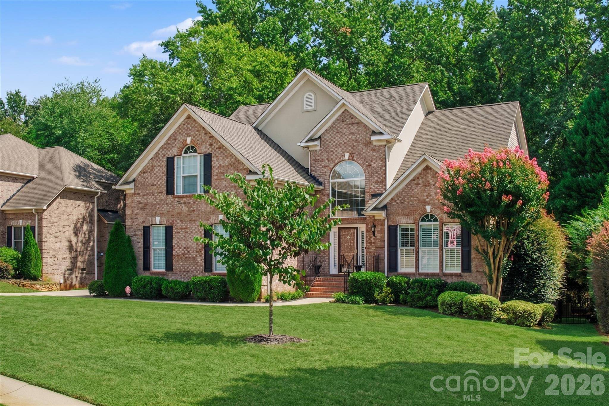 904 Carisbrooke LN, Waxhaw, NC 28173