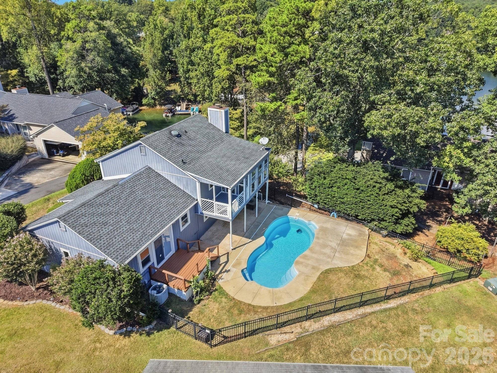 3022 Point Clear DR, Tega Cay, SC 29708