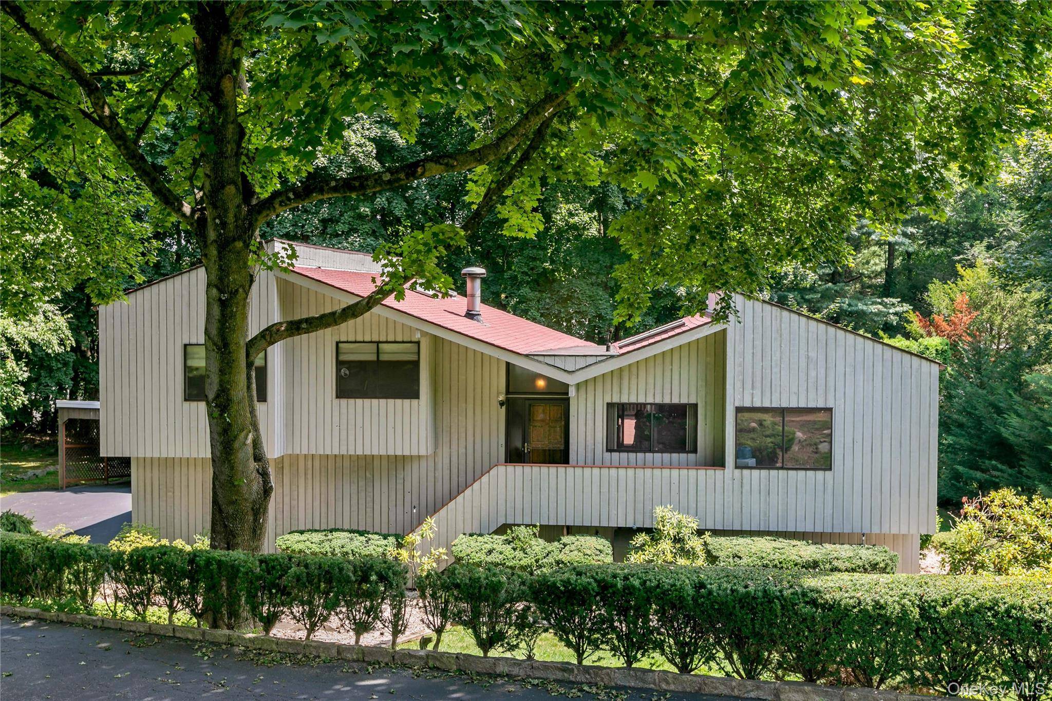 68 Burns PL, Briarcliff Manor, NY 10510