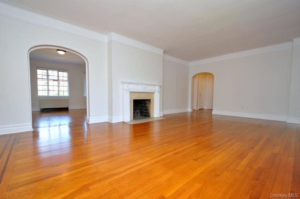 155 Garth RD #3D, Scarsdale, NY 10583