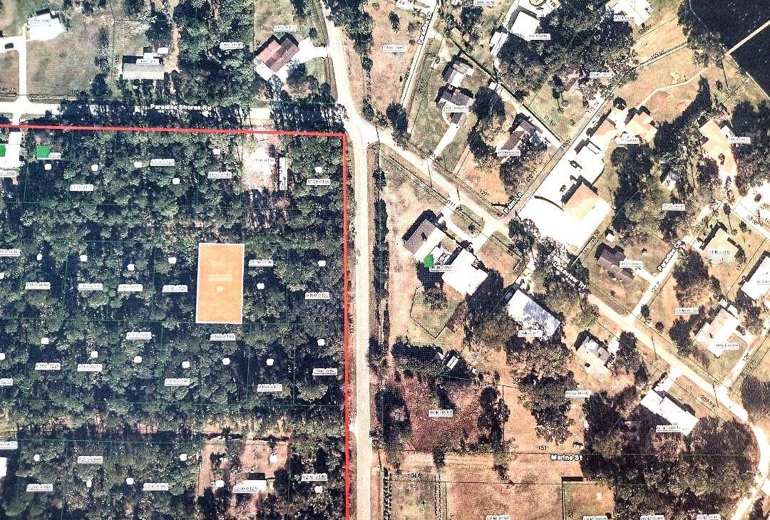 105 HANSELMAN AVE, Crescent City, FL 32112