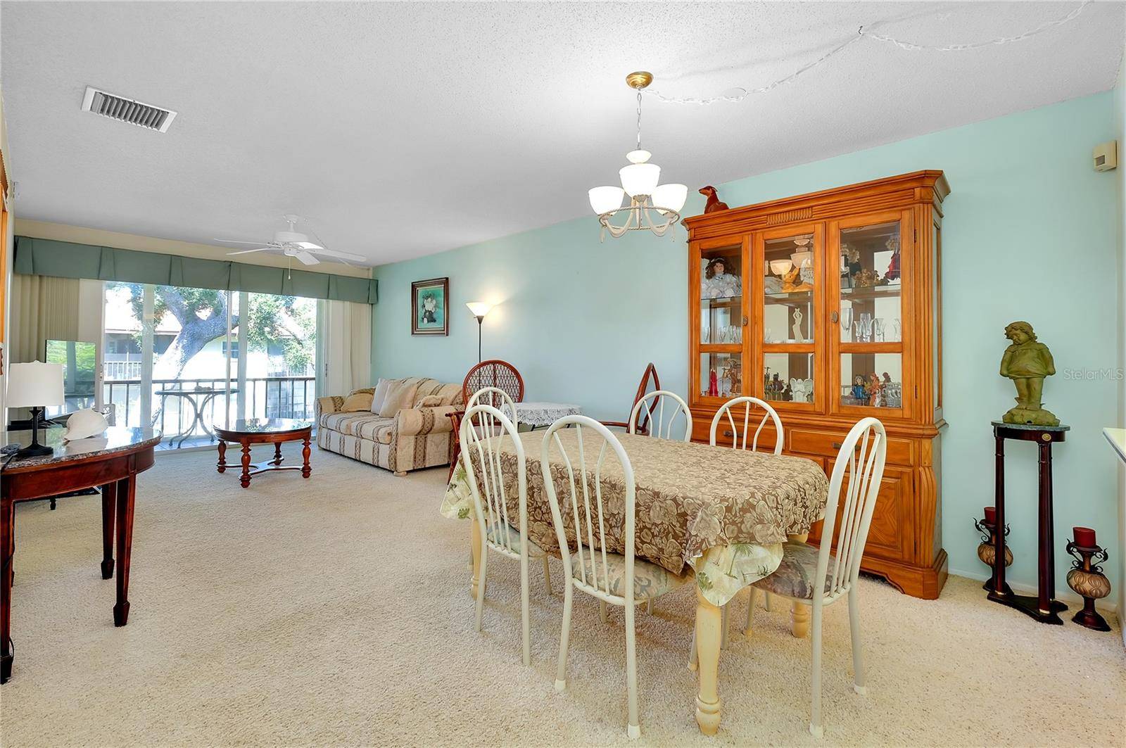 2280 STICKNEY POINT RD #432, Sarasota, FL 34231
