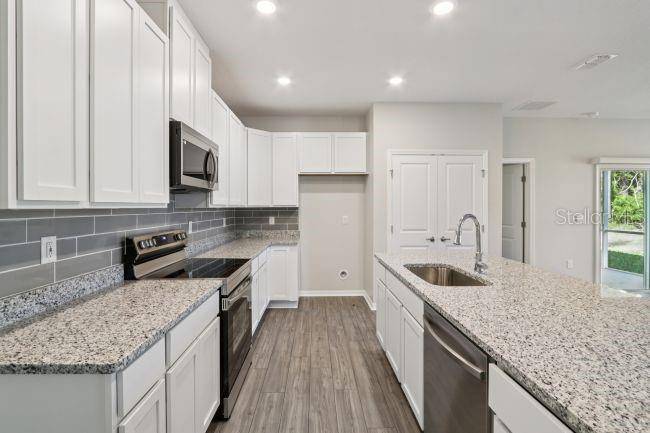 19 BASSETT LN, Palm Coast, FL 32137