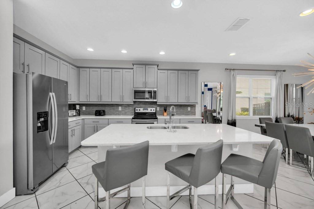 7648 FAIRFAX DR, Kissimmee, FL 34747
