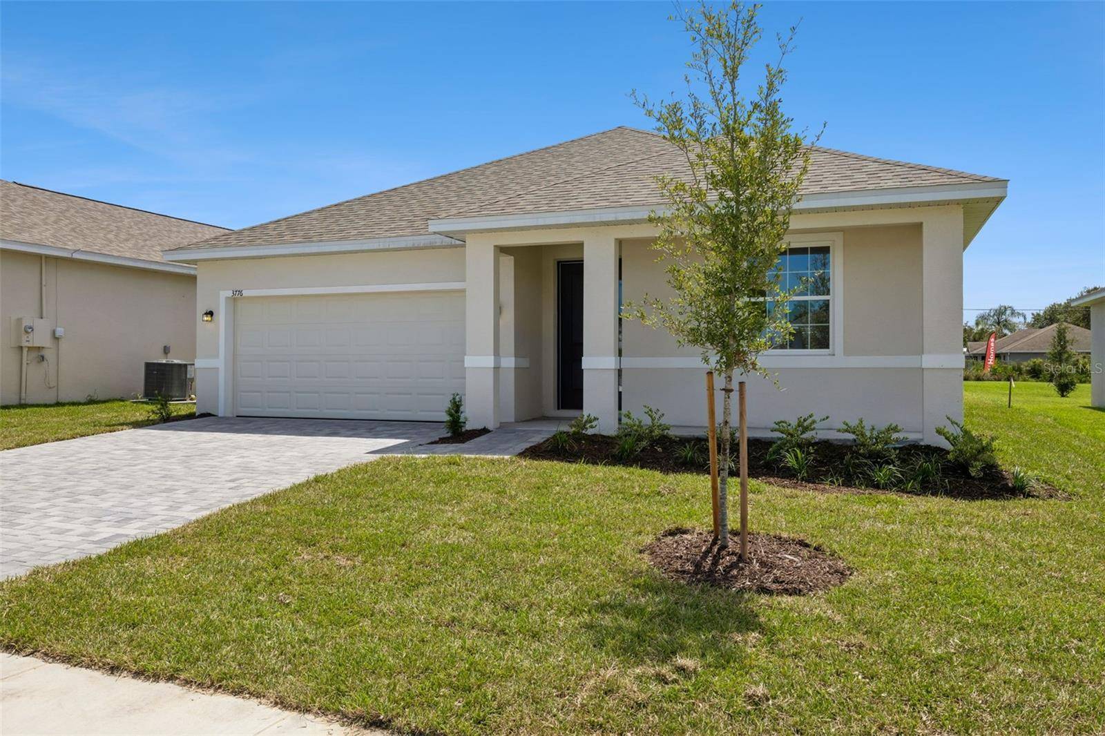 3776 WATERCLIFF CIR, Grand Island, FL 32735
