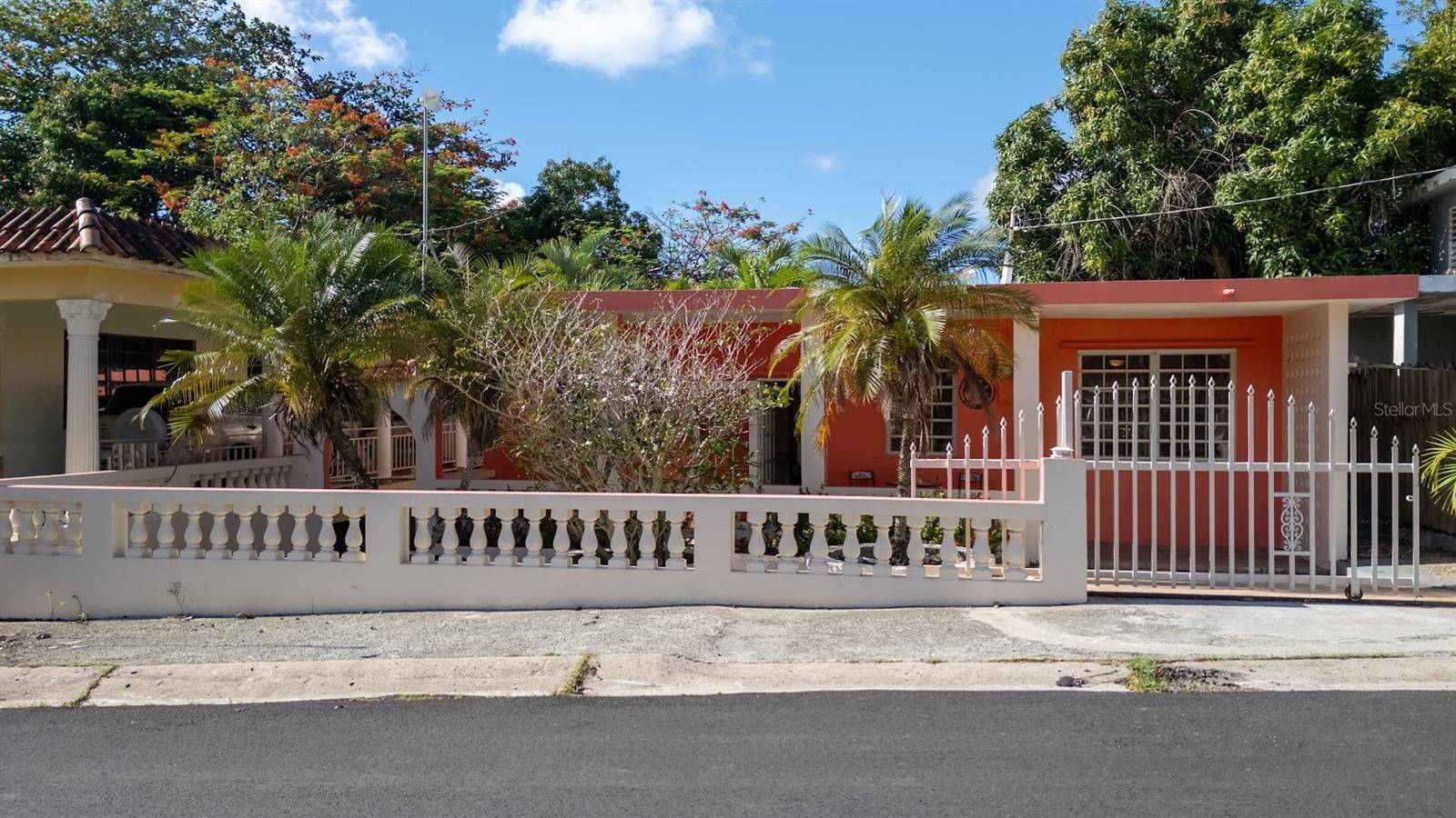 425 MAGNOLIA, Vieques, PR 00765