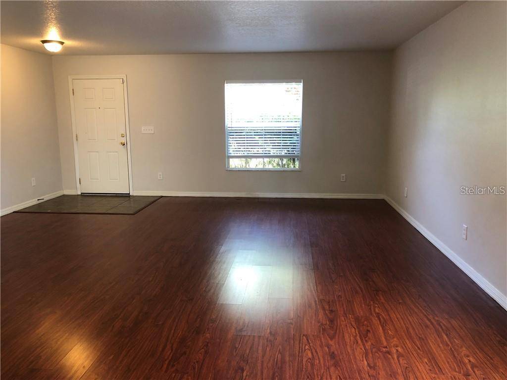 5116 CELLO WOOD LN, Wesley Chapel, FL 33543