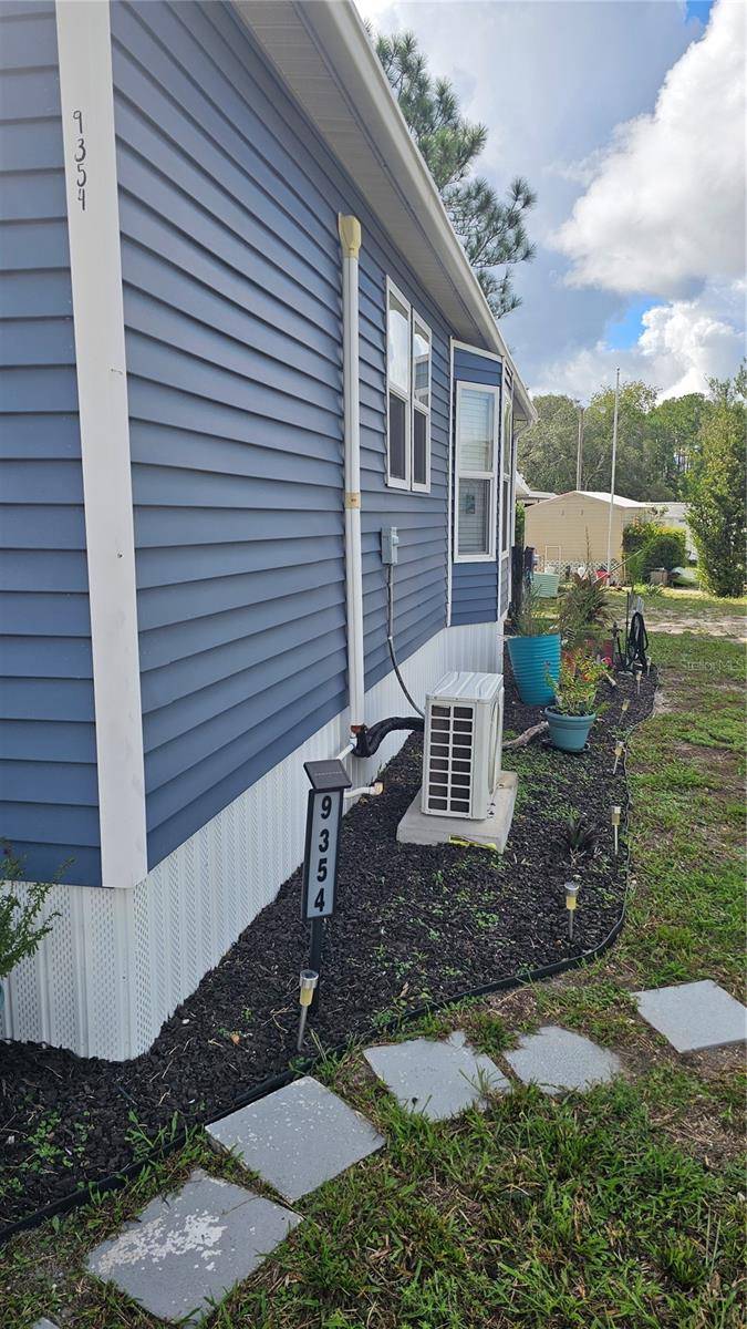 9354 GRIZZLY BEAR LN, Weeki Wachee, FL 34613