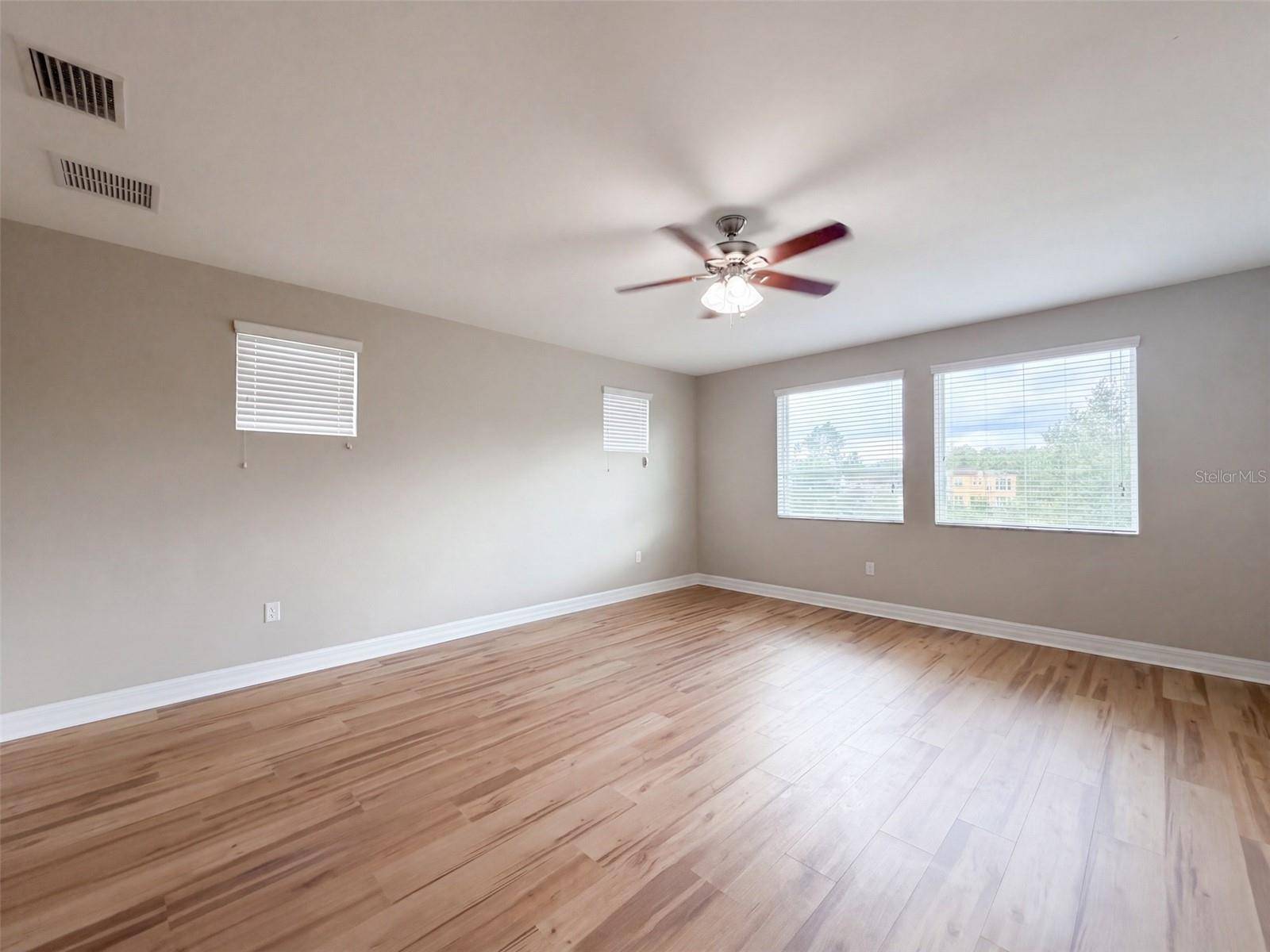 2589 GWYNHURST BLVD, Wesley Chapel, FL 33543