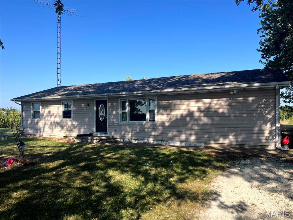 16051 Pike 282, Bowling Green, MO 63334