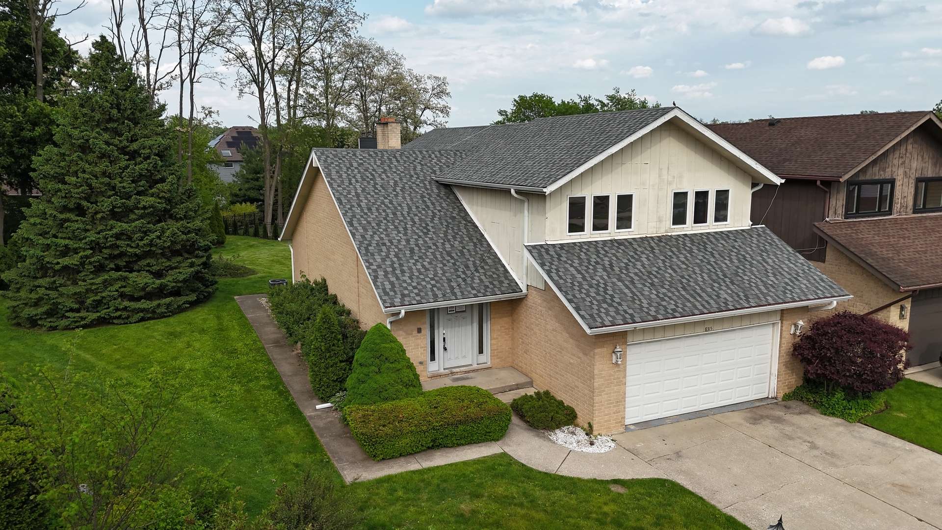 8315 Helen CT, Downers Grove, IL 60516