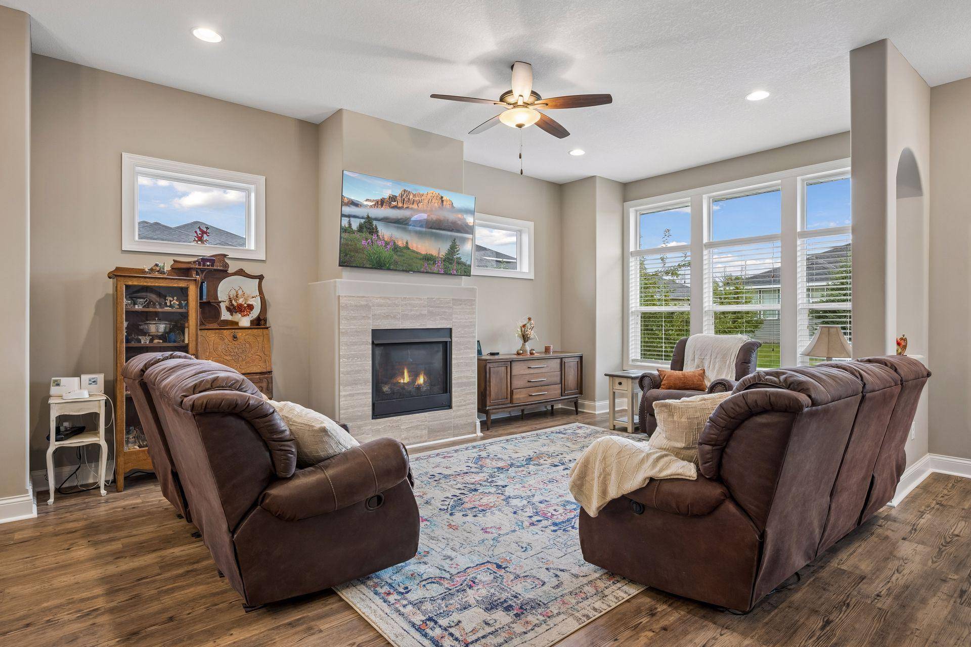 1183 Willowbrook CIR, Delano, MN 55328