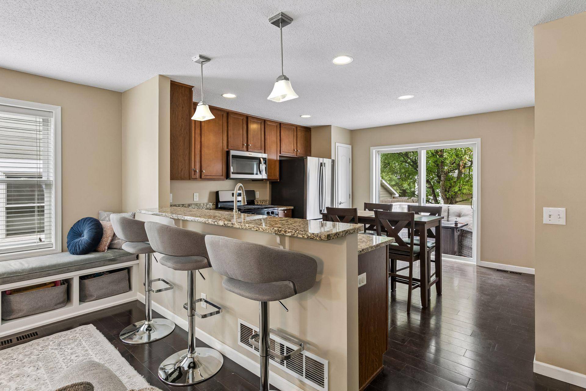 611 Whitall ST, Saint Paul, MN 55130