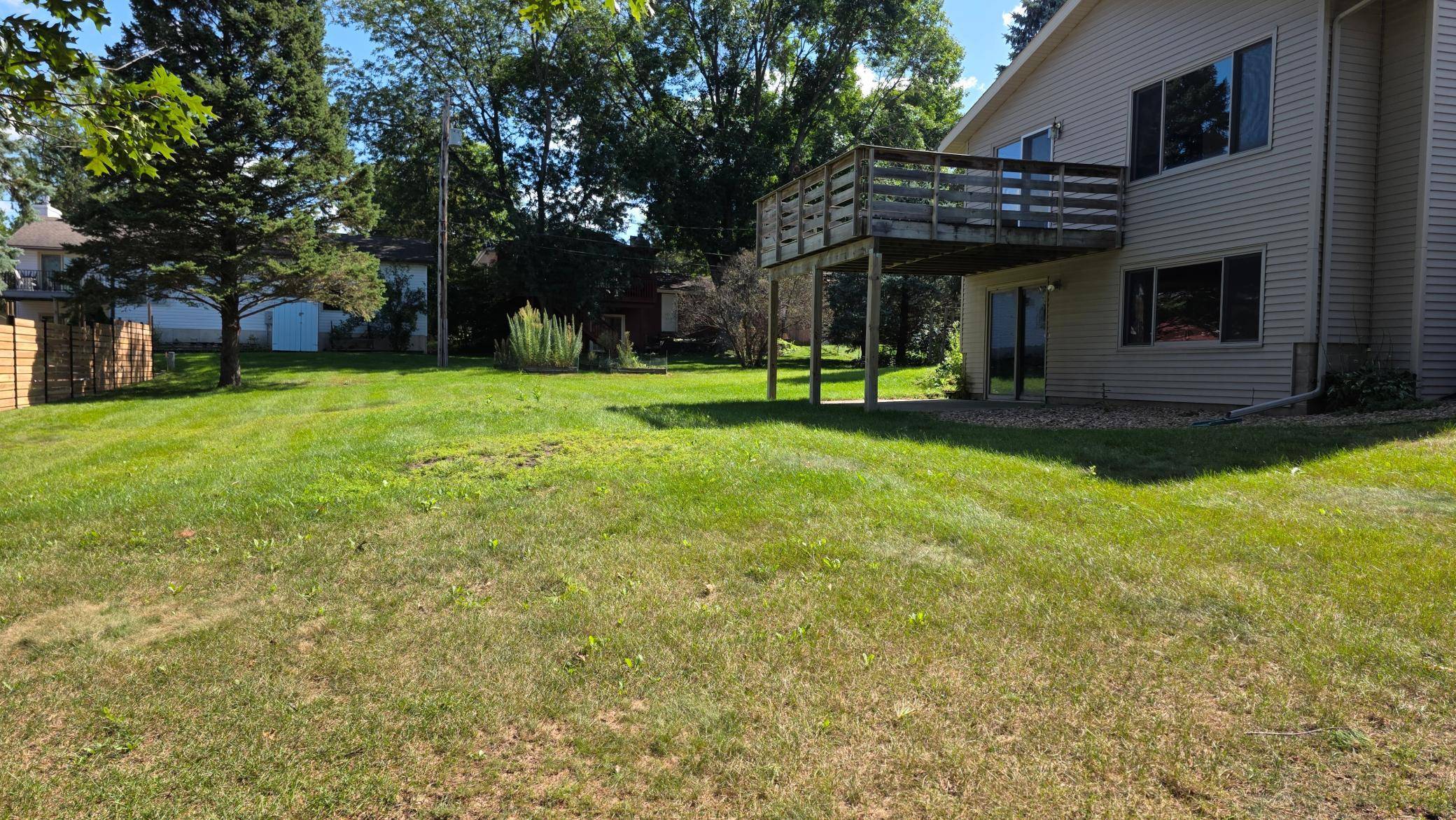 1727 30th ST NW, Rochester, MN 55901