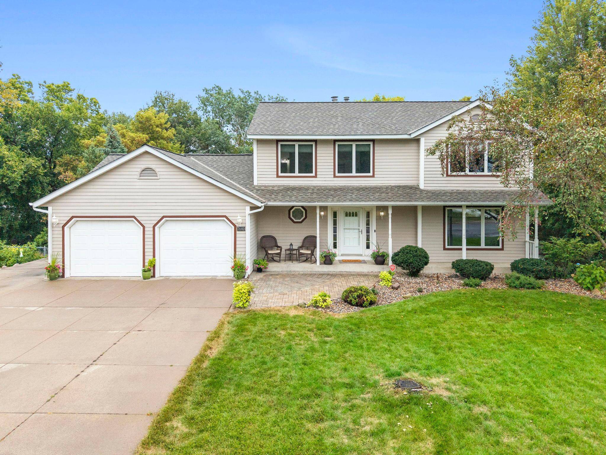 7640 Bowman CT, Inver Grove Heights, MN 55076
