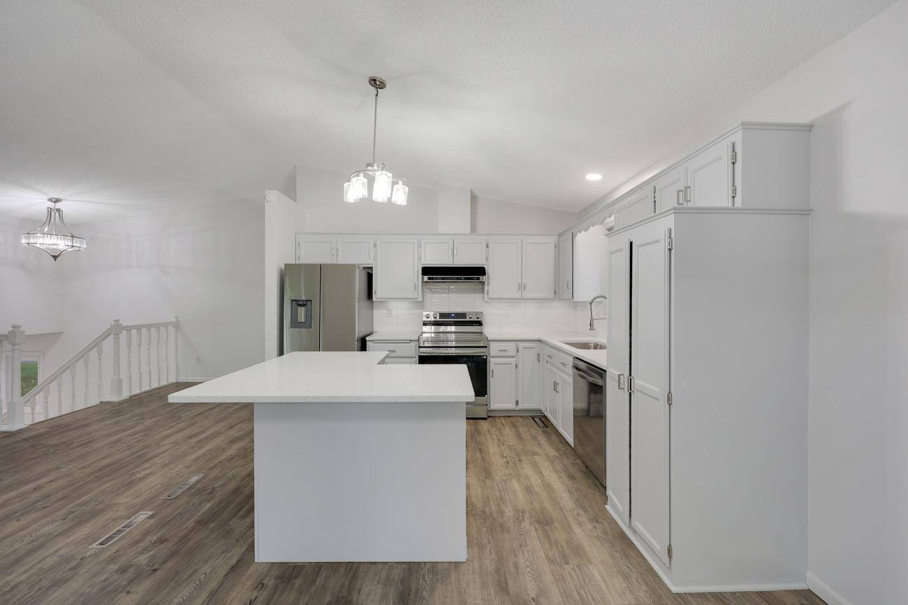 11714 Colorado AVE N, Champlin, MN 55316