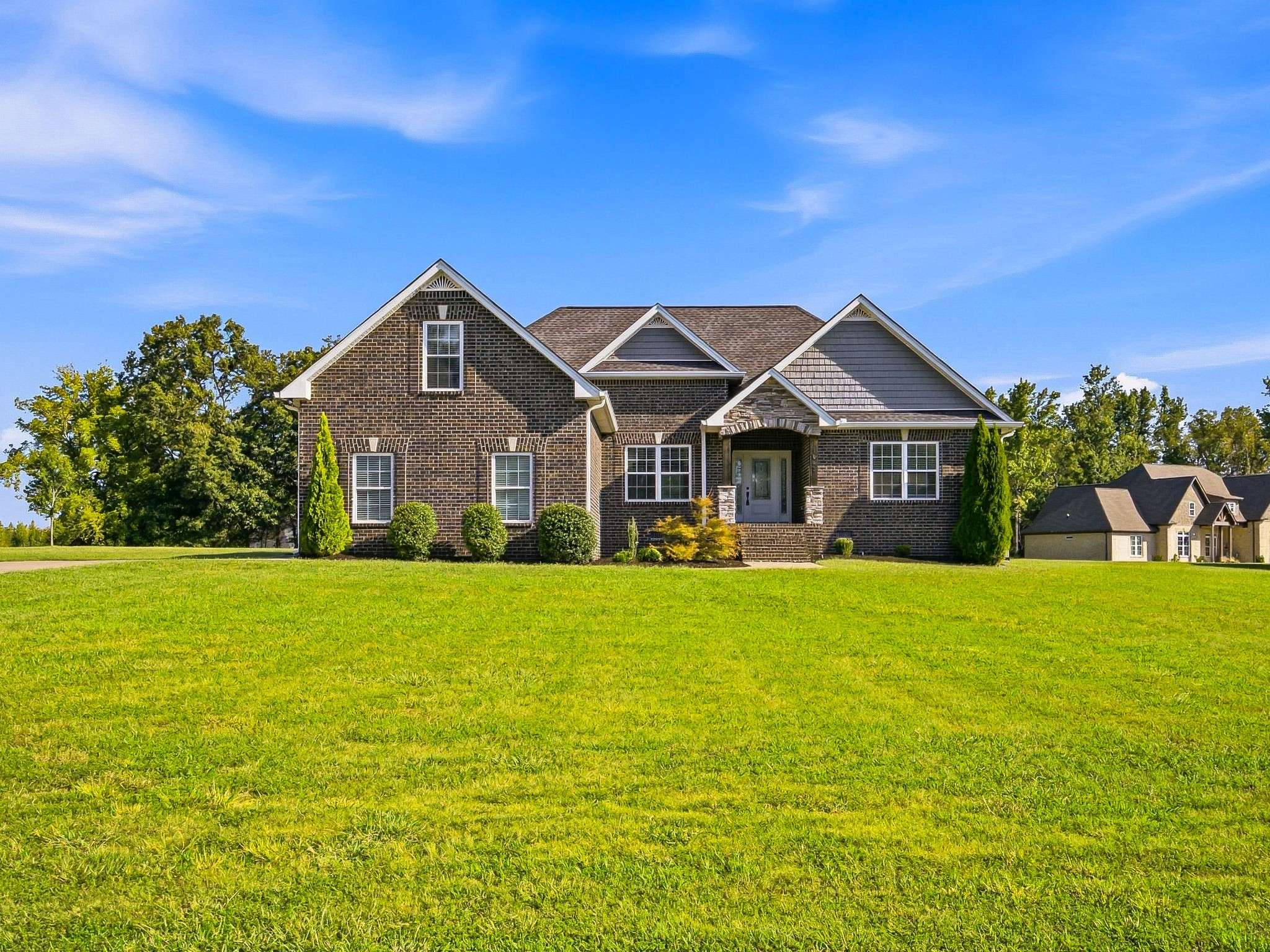 1043 Founders Ln, Portland, TN 37148