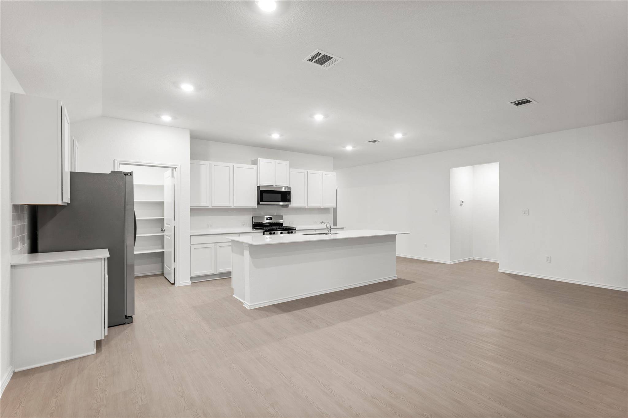 161 Keefer, Kyle, TX 78640
