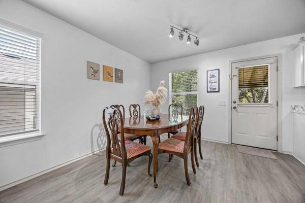 8710 Davis Oaks TRL, Austin, TX 78748