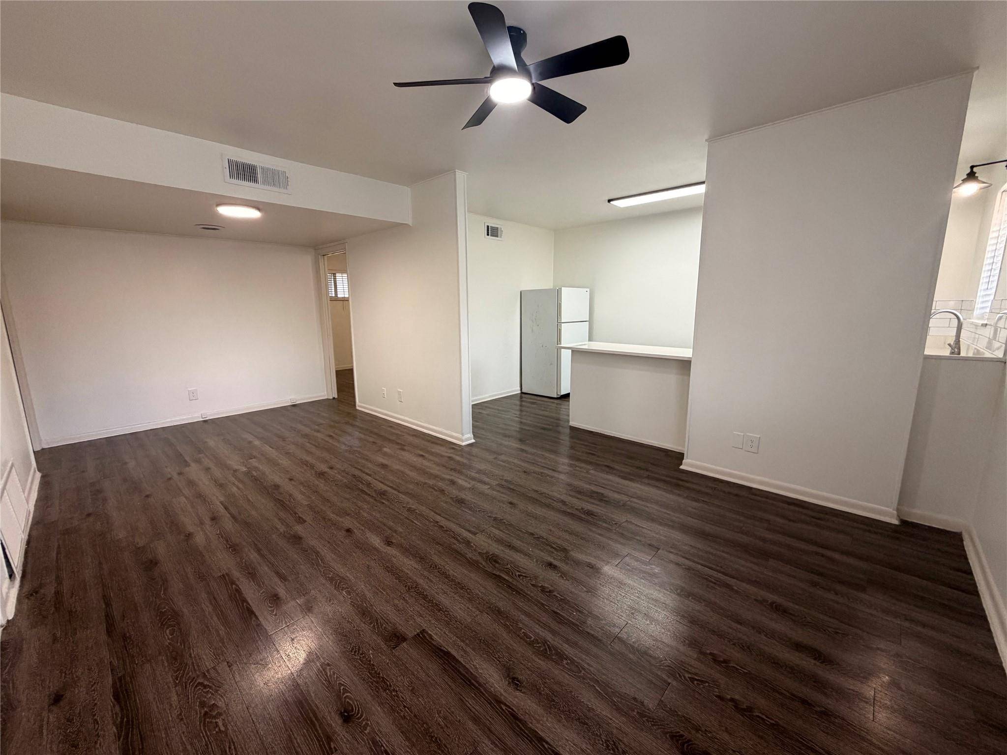 3304 Red River ST #204, Austin, TX 78705